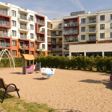 Apartament Z Basenem Laura Polanki Park Apartment Kolobrzeg Exterior photo