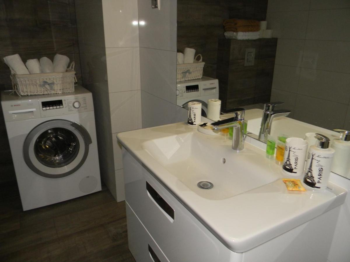 Apartament Z Basenem Laura Polanki Park Apartment Kolobrzeg Exterior photo